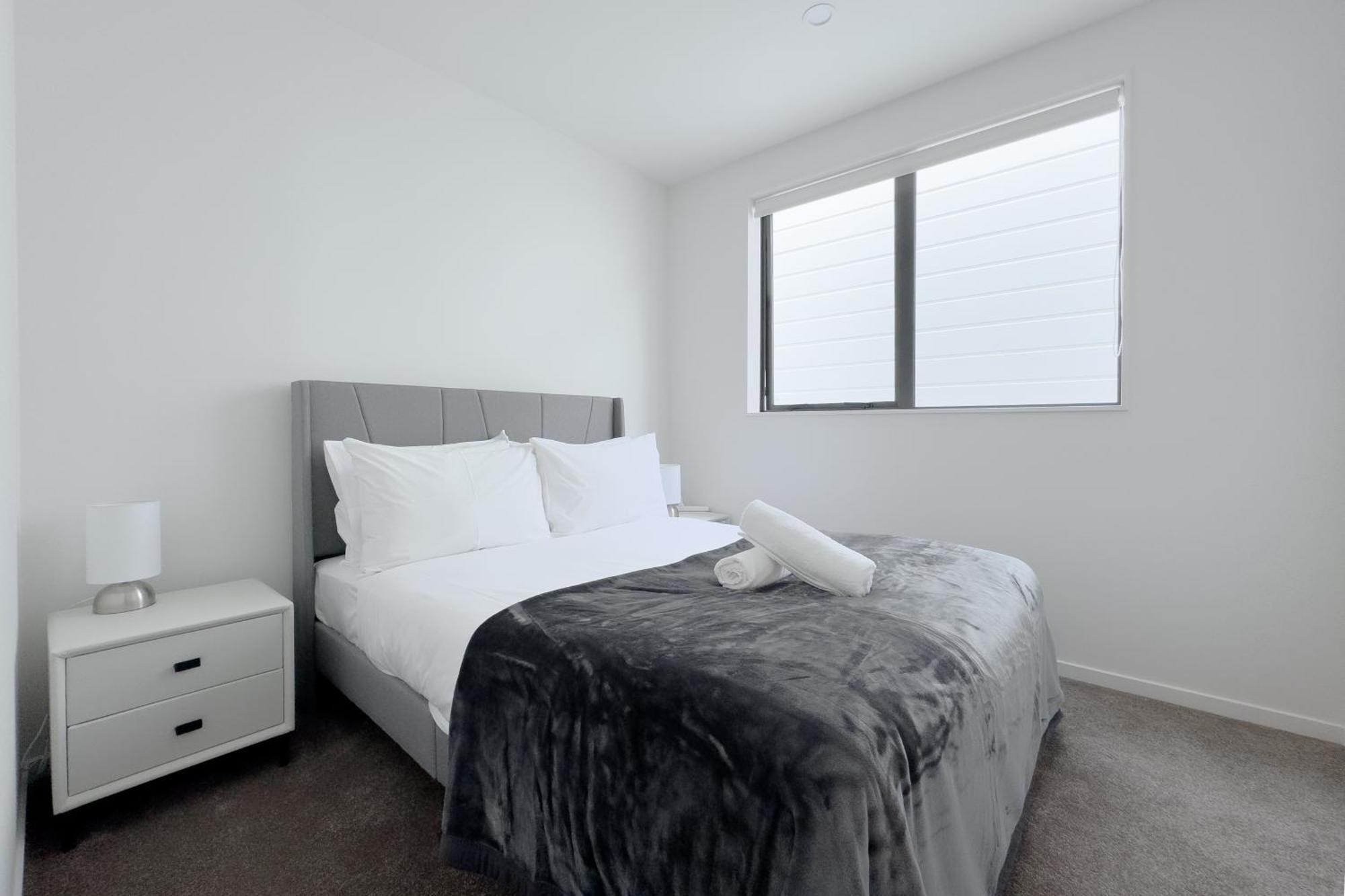 Modern 3-Bds Townhouse In South Aucklandヴィラ エクステリア 写真