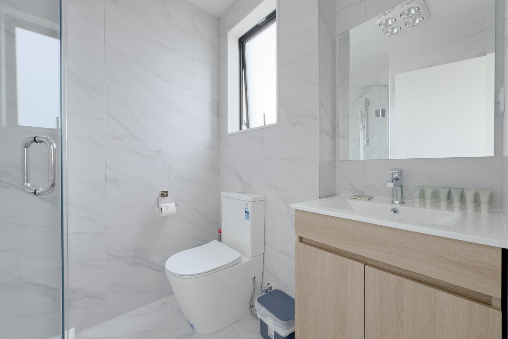 Modern 3-Bds Townhouse In South Aucklandヴィラ エクステリア 写真